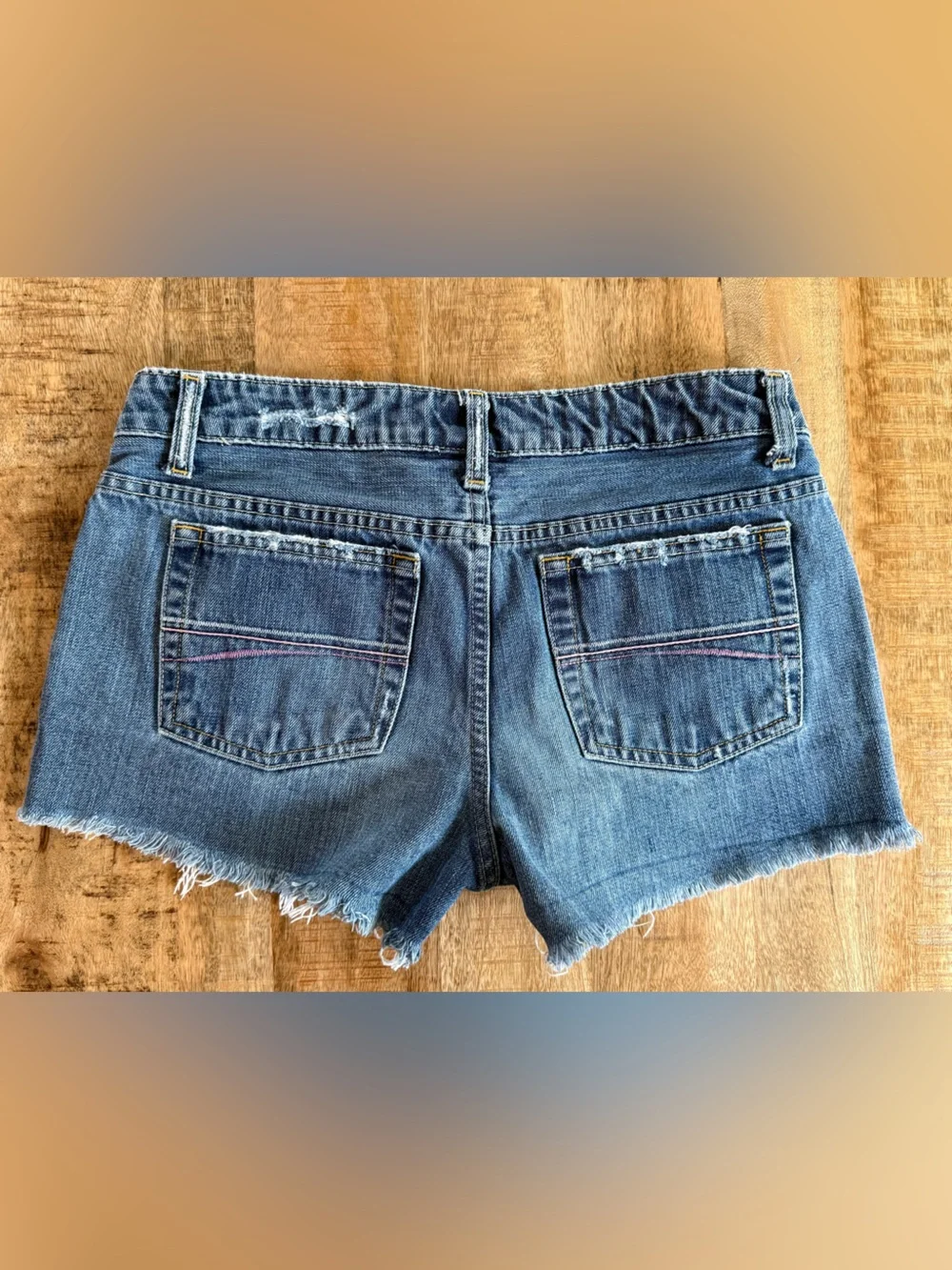Aeropostale Distressed Denim Cutoff Shorts Size 3/4 Medium Wash Frayed Hem Y2K